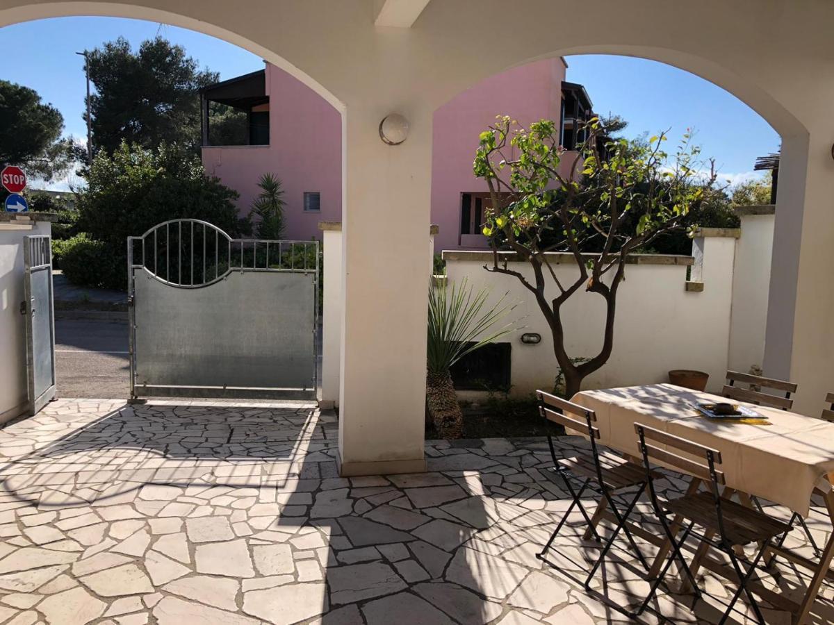 Bed and Breakfast Odegos Mono & Trilo Torre dell'Orso Esterno foto
