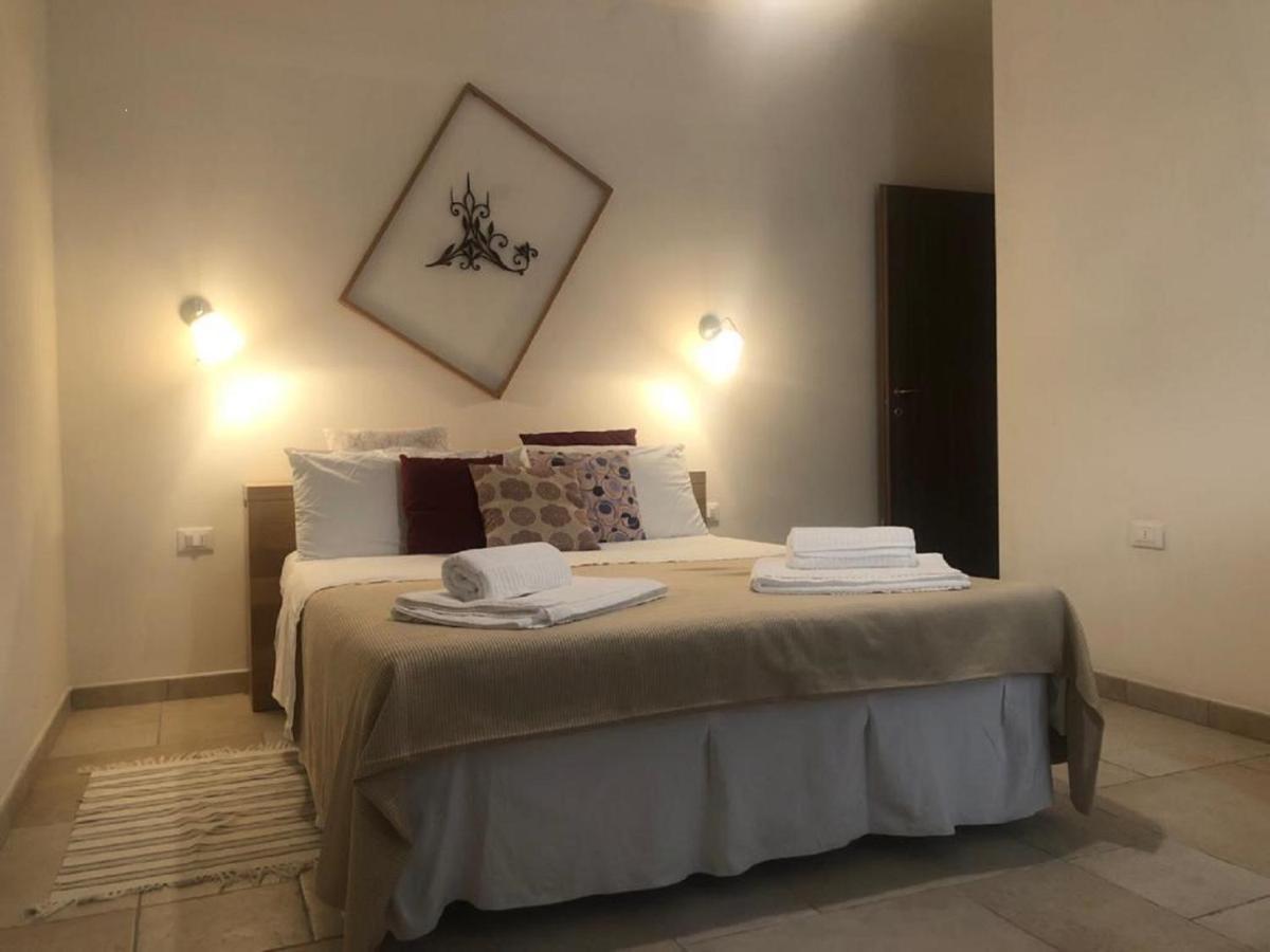 Bed and Breakfast Odegos Mono & Trilo Torre dell'Orso Esterno foto