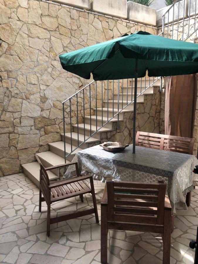 Bed and Breakfast Odegos Mono & Trilo Torre dell'Orso Esterno foto
